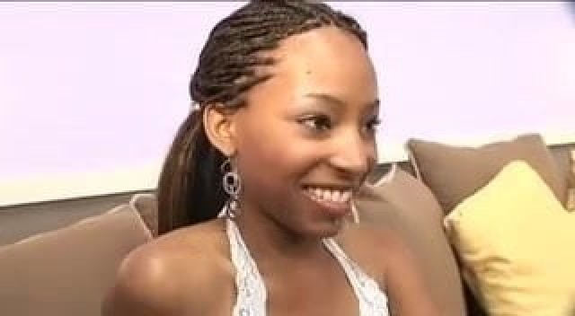 Zona White Girl Cutegirl Cute Influencer New Girl Boy Girl Meets