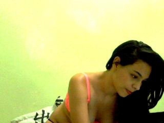 Alizzonxxx Pussy Webcam Model Babe Female Medium Tits Brunette Webcam