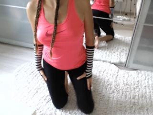 Cherry-Girl Female Medium Tits Nice Brown Eyes Webcam Model