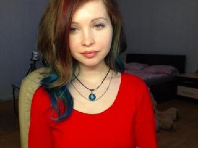 _peach_ Female Webcam Model Caucasian Green Eyes Shaved Pussy Pussy